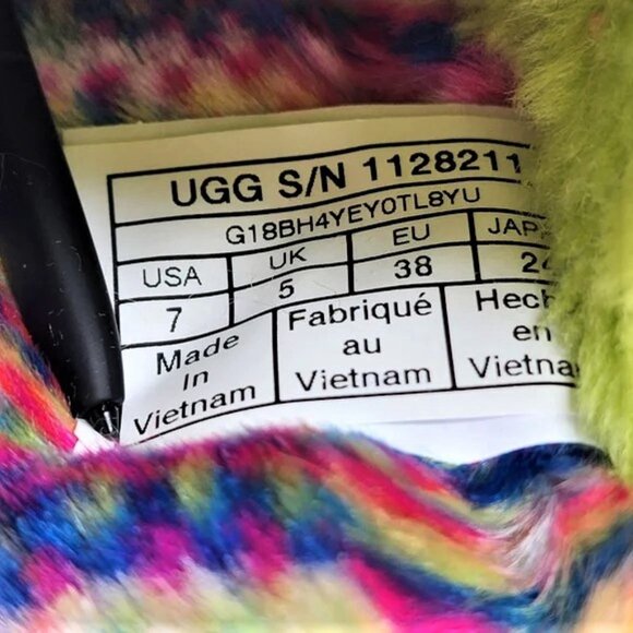 NWT UGG Slippers Platform Fluffita Pixelate Women Plush Multi Color Size 7 - Picture 5 of 7